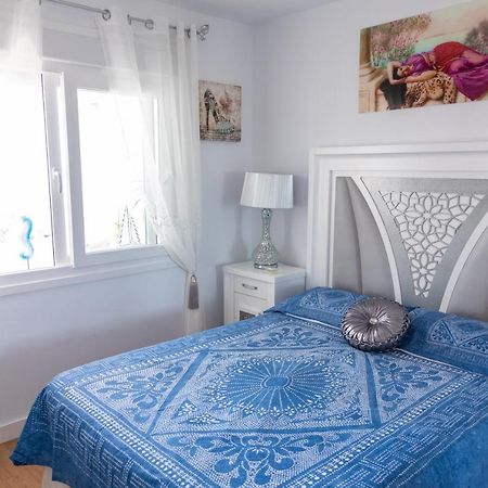 Apartamento Puerto Deportivo エステポナ エクステリア 写真