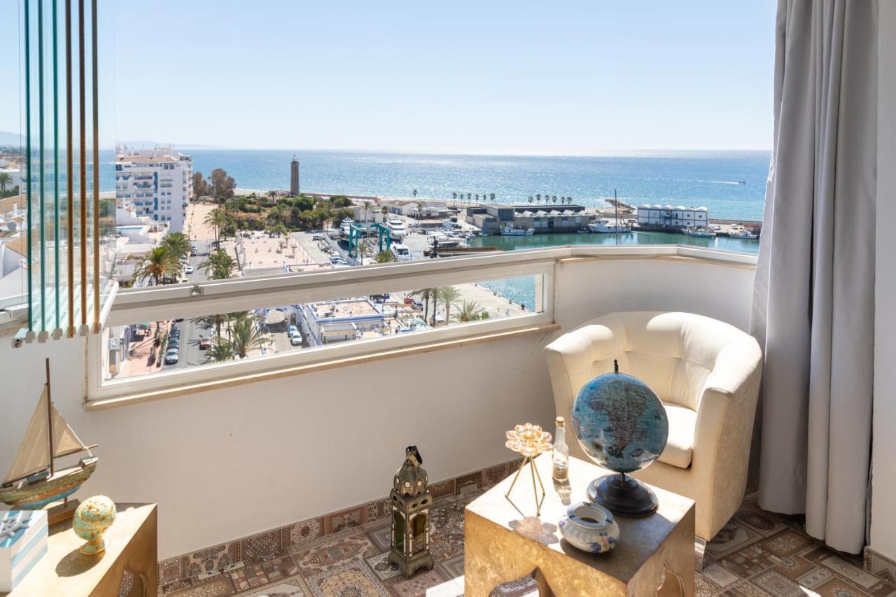 Apartamento Puerto Deportivo エステポナ エクステリア 写真