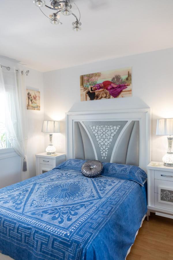 Apartamento Puerto Deportivo エステポナ エクステリア 写真