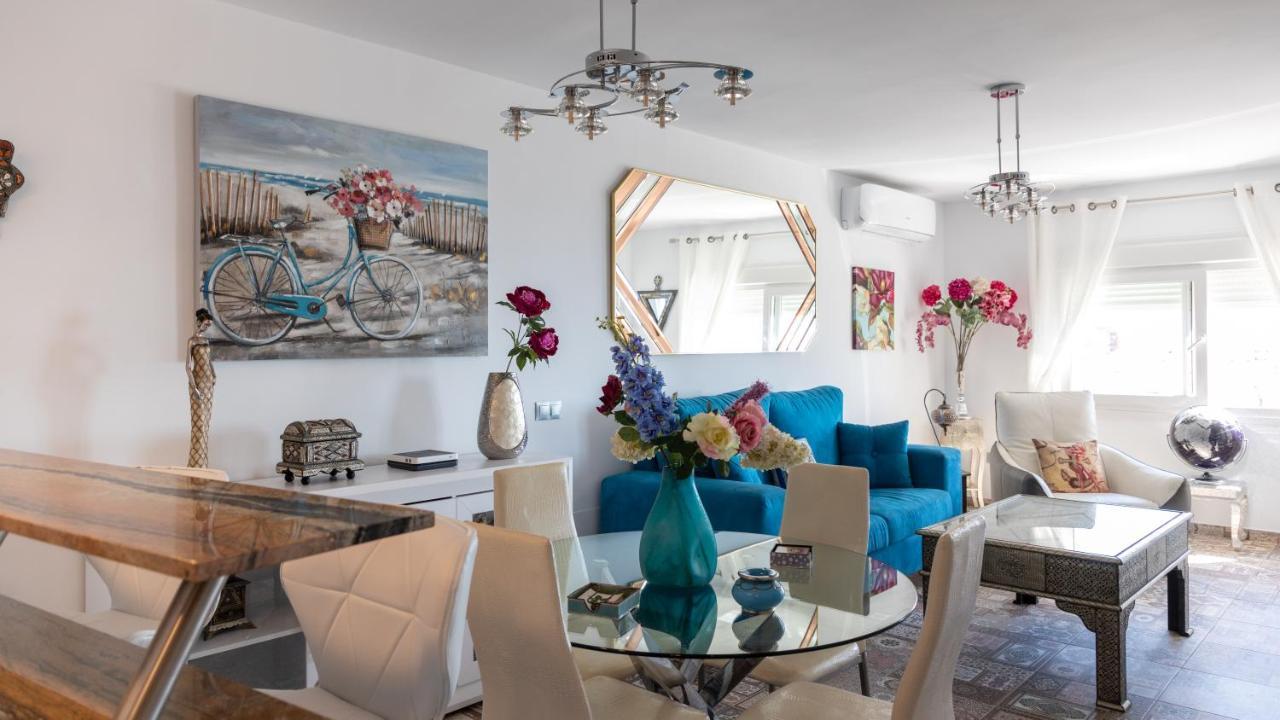 Apartamento Puerto Deportivo エステポナ エクステリア 写真